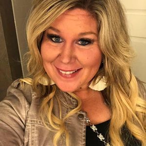 Meet your Posher, Tonya
